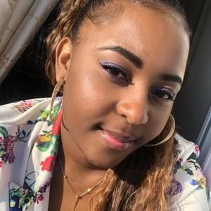 Meet your Posher, Gracia